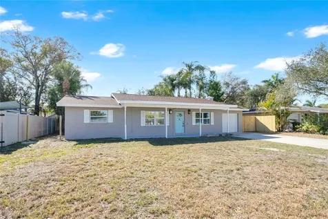 214 45th Avenue NE St Petersburg FL 33703
