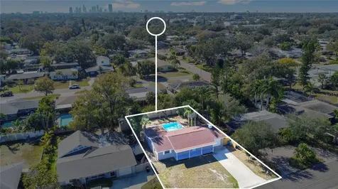 214 45th Avenue NE St Petersburg FL 33703