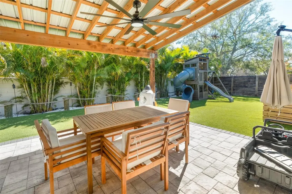 8412 Lopez Drive Tampa FL 33615
