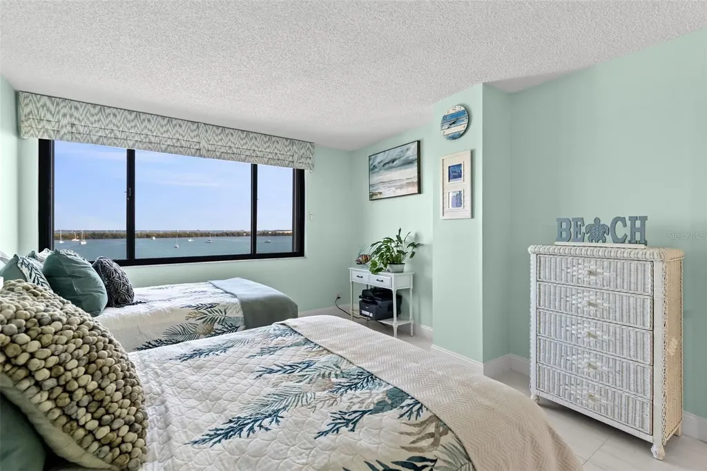 6287 Bahia Del Mar Circle St Petersburg FL 33715