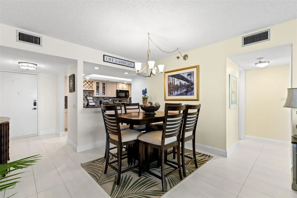 6287 Bahia Del Mar Circle St Petersburg FL 33715