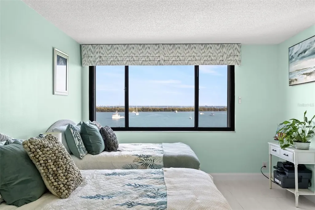 6287 Bahia Del Mar Circle St Petersburg FL 33715