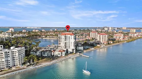6287 Bahia Del Mar Circle St Petersburg FL 33715