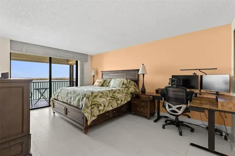 6287 Bahia Del Mar Circle St Petersburg FL 33715