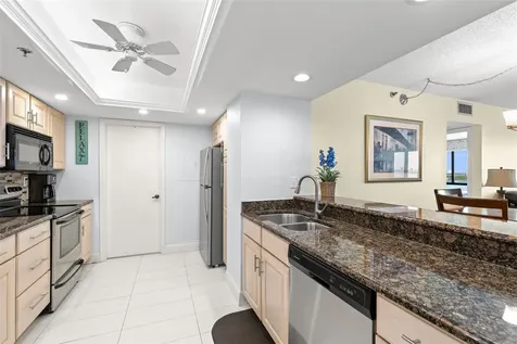6287 Bahia Del Mar Circle St Petersburg FL 33715