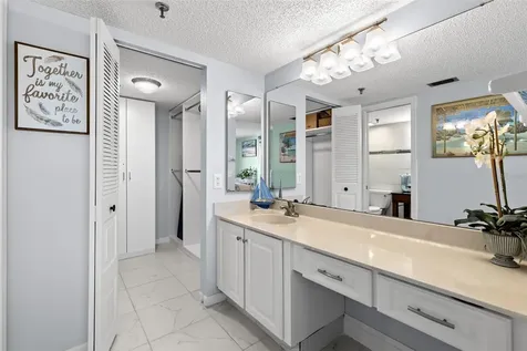 6287 Bahia Del Mar Circle St Petersburg FL 33715