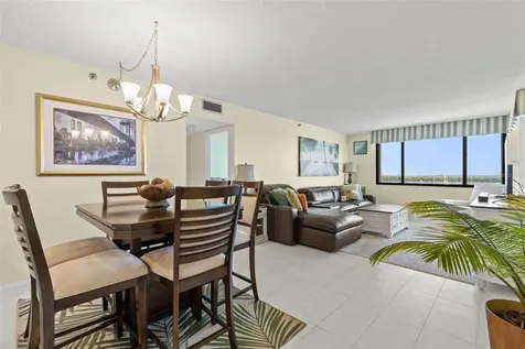 6287 Bahia Del Mar Circle St Petersburg FL 33715