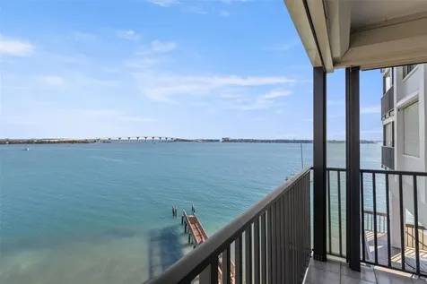 6287 Bahia Del Mar Circle St Petersburg FL 33715