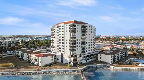 6287 Bahia Del Mar Circle St Petersburg FL 33715