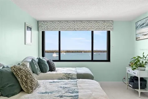 6287 Bahia Del Mar Circle St Petersburg FL 33715