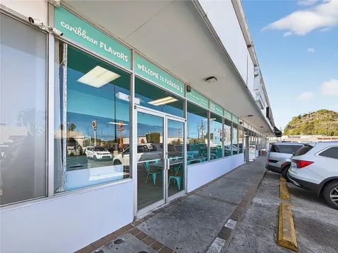 Calle 24 Urb Sierra Bayamon Bayamon PR 00958