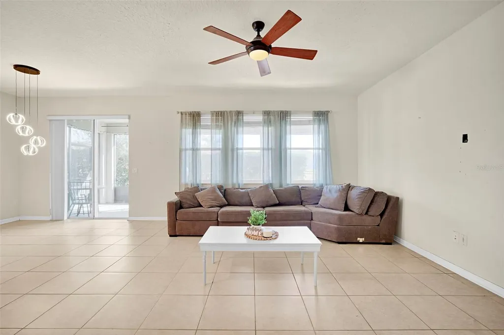 1102 White Water Bay Drive Groveland FL 34736