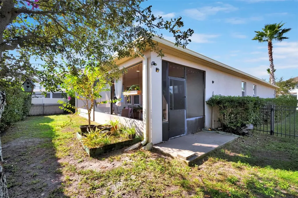 1102 White Water Bay Drive Groveland FL 34736