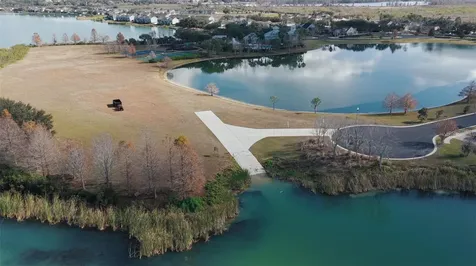 1102 White Water Bay Drive Groveland FL 34736