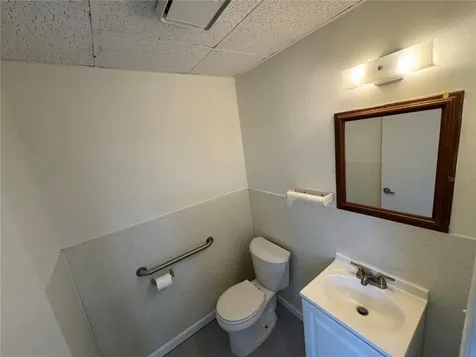 702 W Park Avenue Edgewater FL 32132