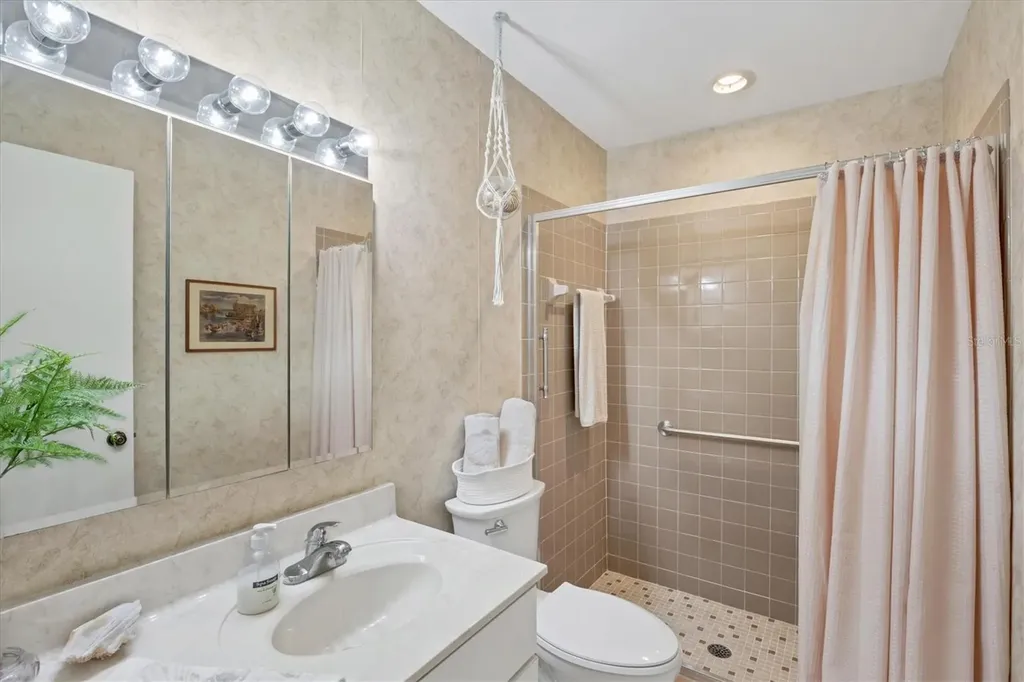 6650 Schooner Bay Circle Sarasota FL 34231