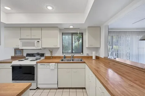 6650 Schooner Bay Circle Sarasota FL 34231