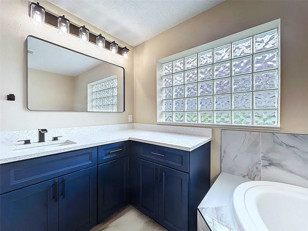 7703 British Open Way Lakewood Ranch FL 34202