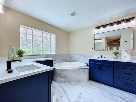 7703 British Open Way Lakewood Ranch FL 34202