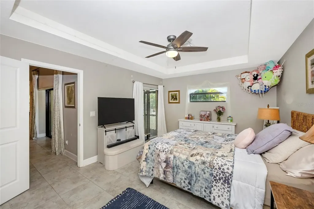 529 Sunset Road N Rotonda West FL 33947