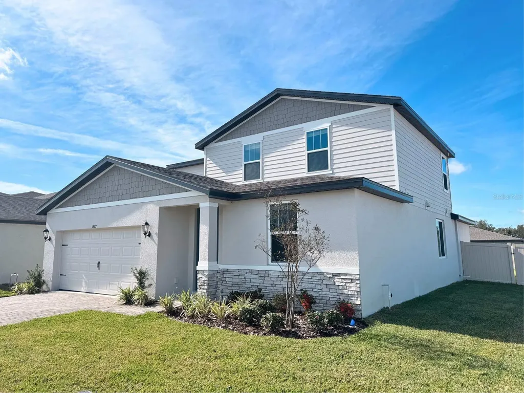 1887 Draughton Drive Zephyrhills FL 33541