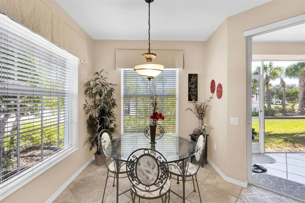 4533 Cinnamon Drive Sarasota FL 34238