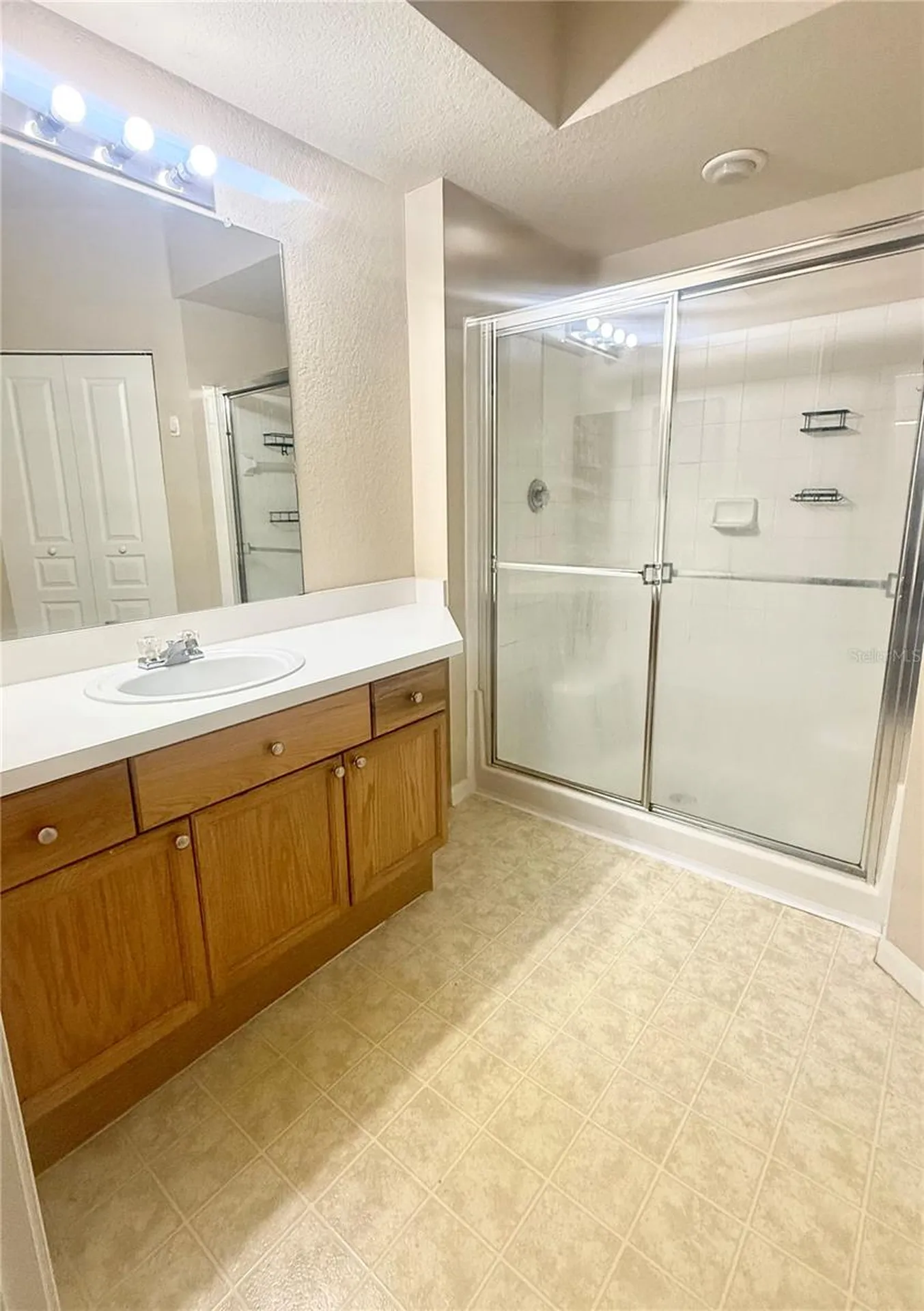 5125 Palm Springs Boulevard Tampa FL 33647