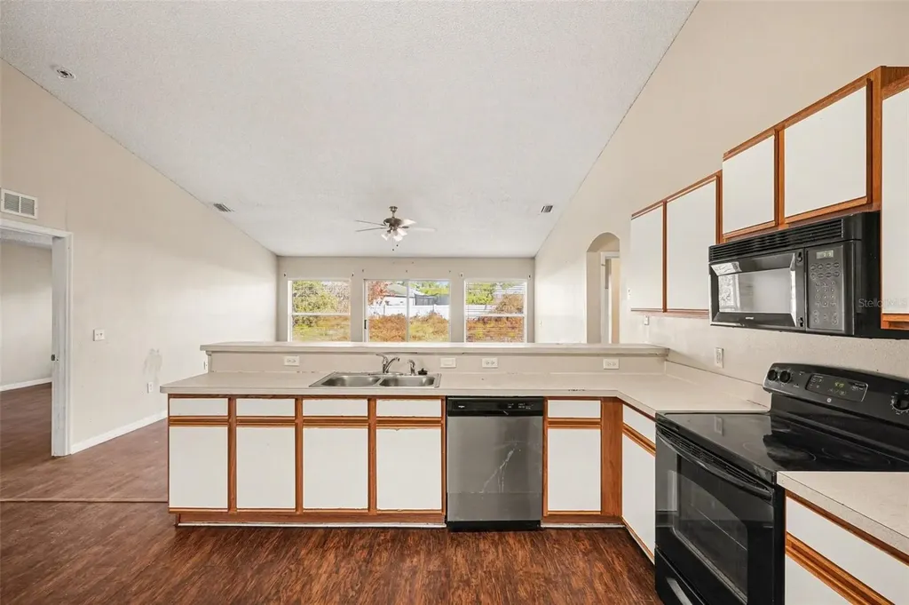 489 S Freeman Road NW Palm Bay FL 32907