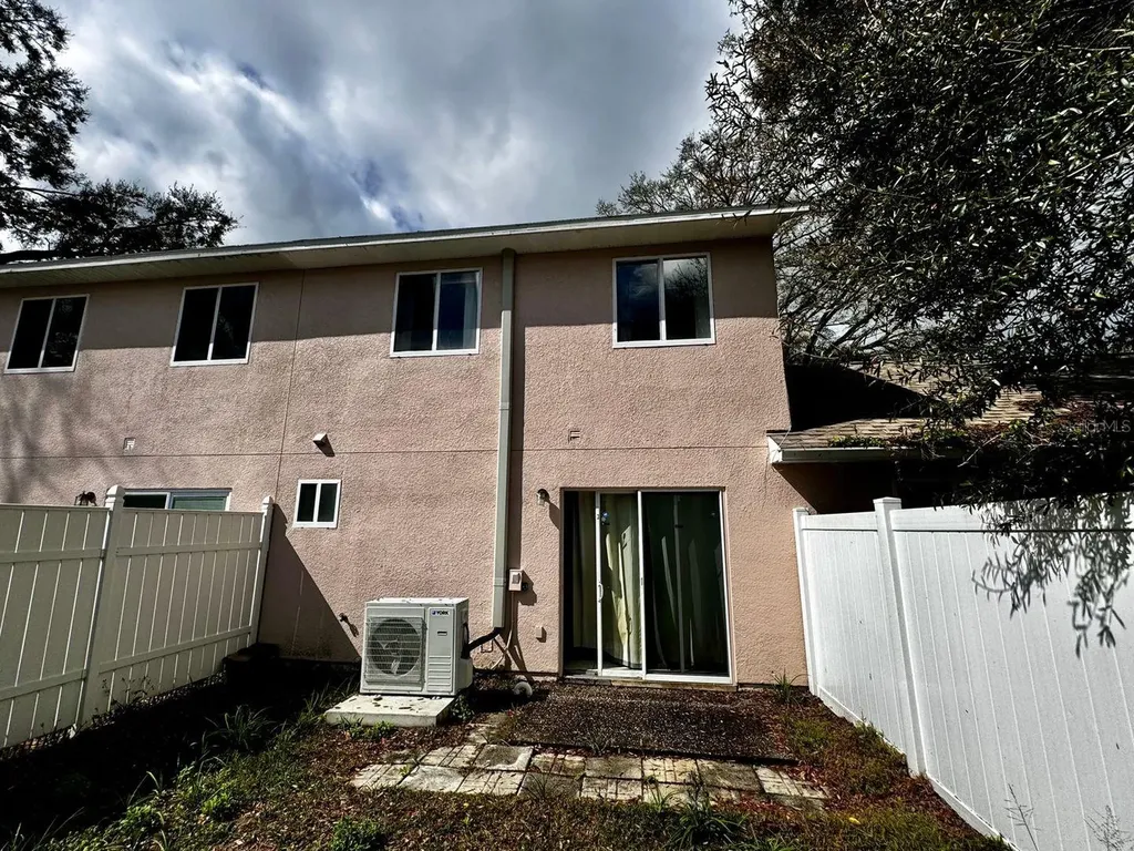 6741 Magnolia Pointe Circle Orlando FL 32810