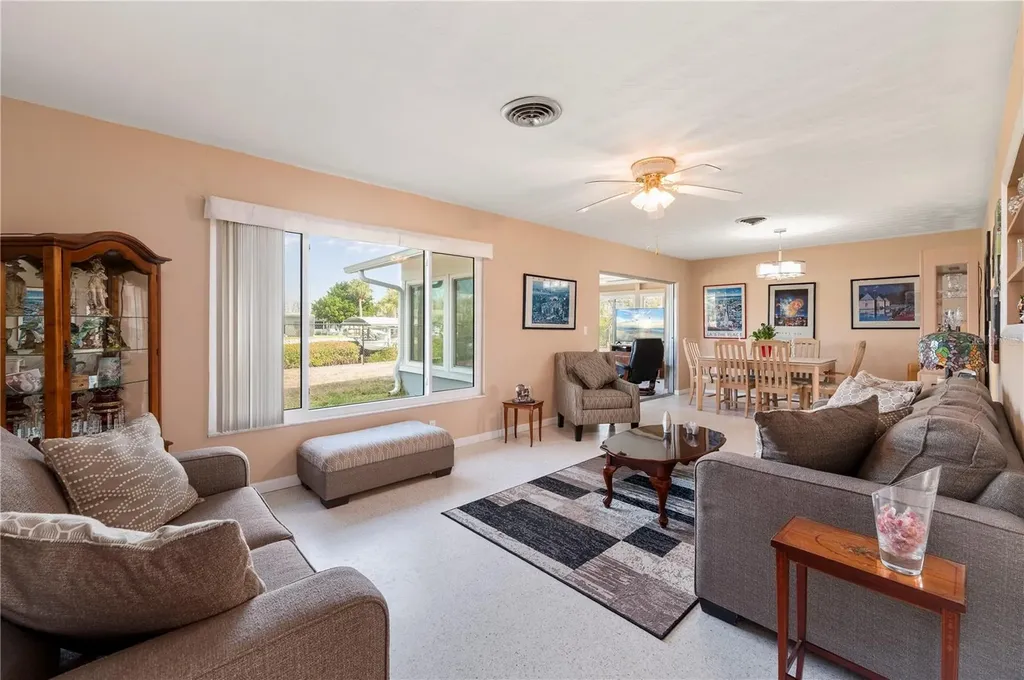 2136 Arkansas Avenue Englewood FL 34224