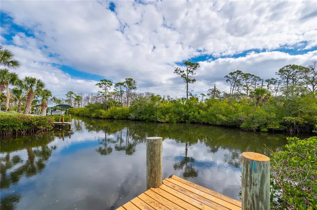 2136 Arkansas Avenue Englewood FL 34224