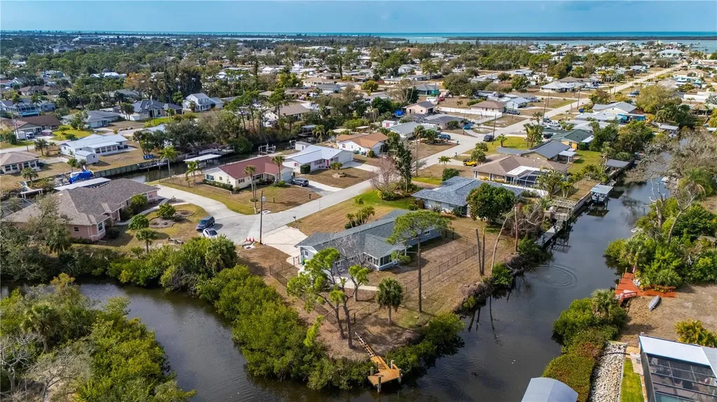 2136 Arkansas Avenue Englewood FL 34224