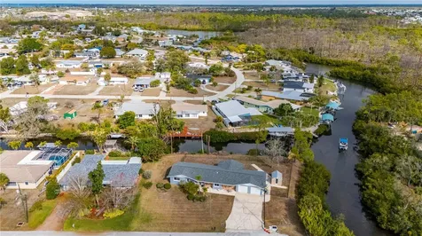 2136 Arkansas Avenue Englewood FL 34224