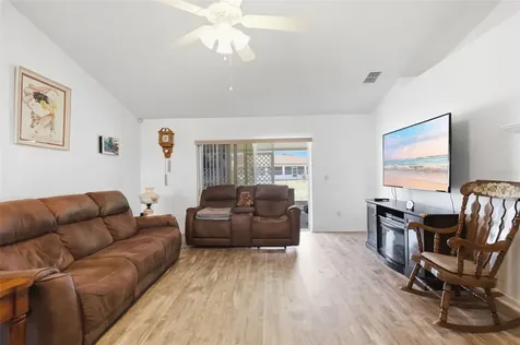 602 Antelope Lane Kissimmee FL 34759