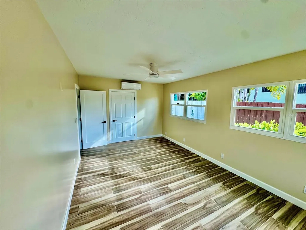 1500 Carson Circle NE St Petersburg FL 33703