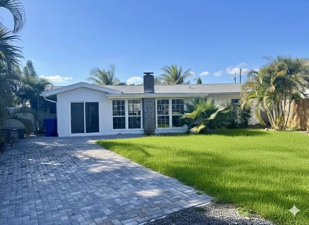 1500 Carson Circle NE St Petersburg FL 33703