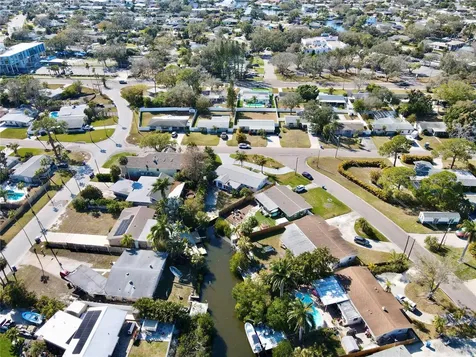 1500 Carson Circle NE St Petersburg FL 33703