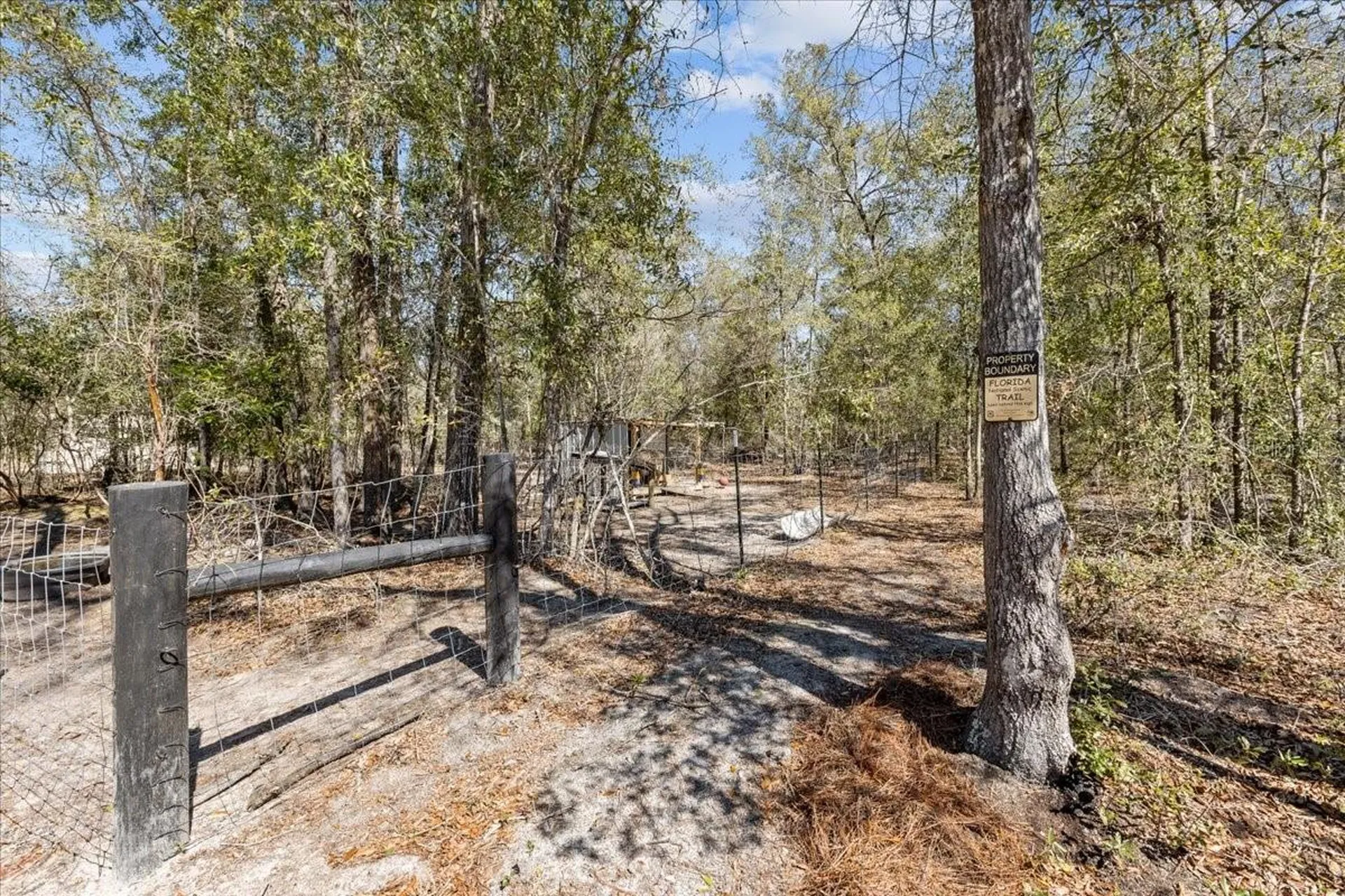 775 SW Choctaw Avenue Fort White FL 32038