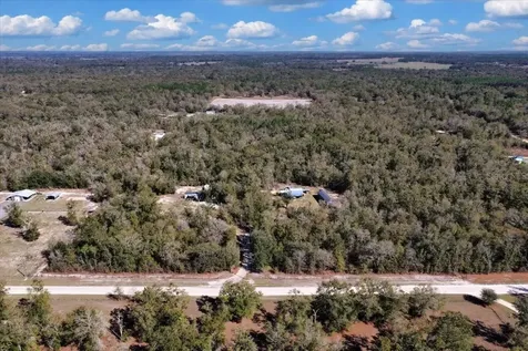 775 SW Choctaw Avenue Fort White FL 32038
