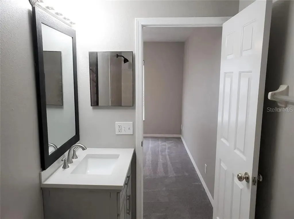 3430 Dragon View Court Valrico FL 33594