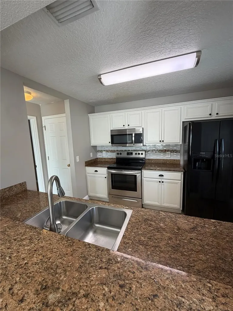 3430 Dragon View Court Valrico FL 33594