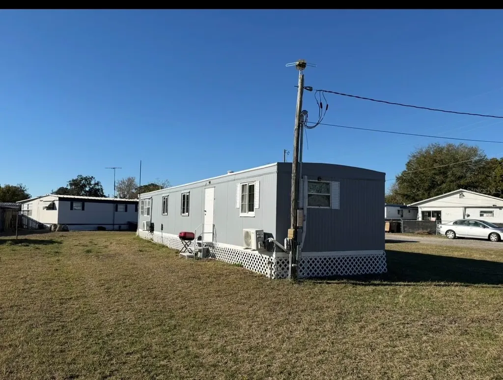 34944 3rd Avenue Leesburg FL 34788