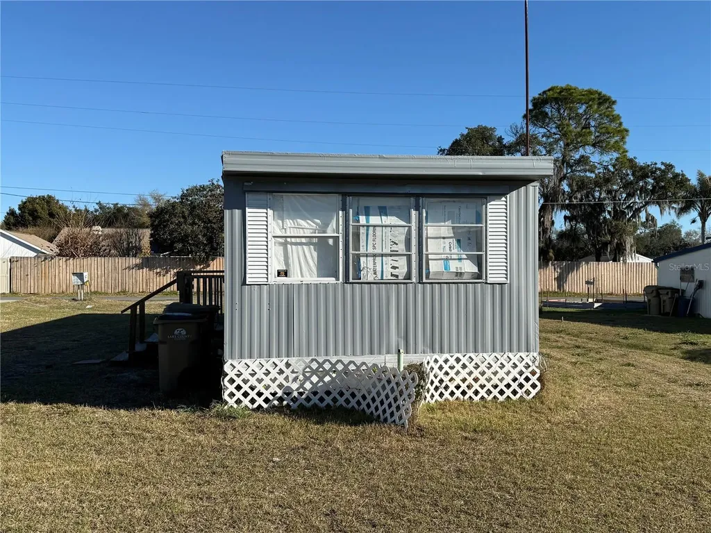 34944 3rd Avenue Leesburg FL 34788