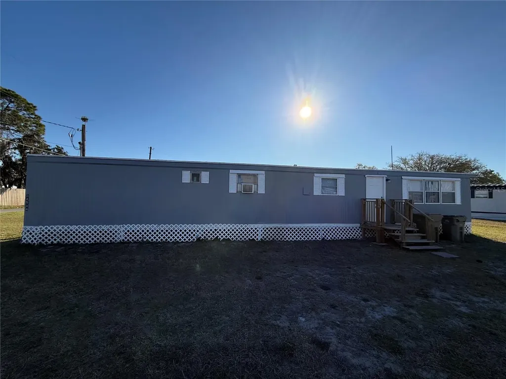 34944 3rd Avenue Leesburg FL 34788