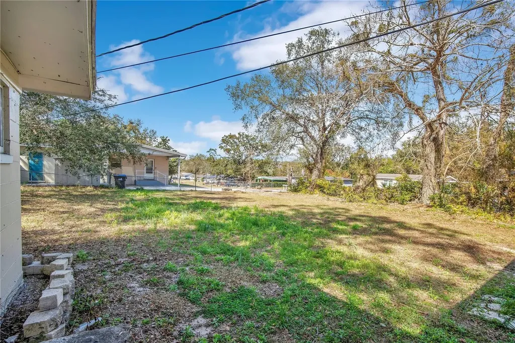 5450 Rose Avenue Orlando FL 32810