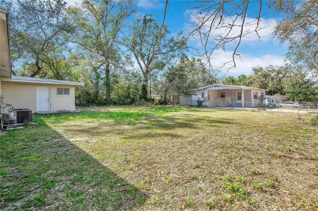 5450 Rose Avenue Orlando FL 32810