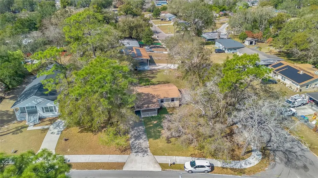 5450 Rose Avenue Orlando FL 32810