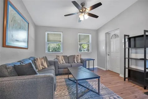 5450 Rose Avenue Orlando FL 32810
