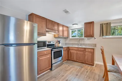 5450 Rose Avenue Orlando FL 32810