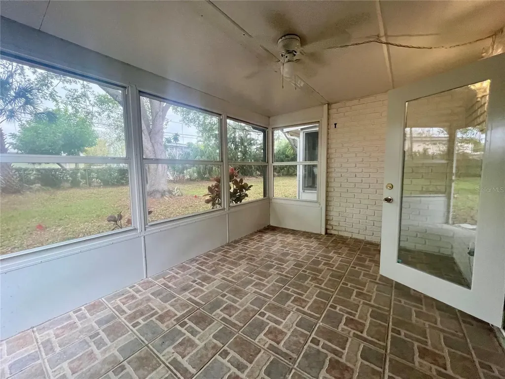 8490 13th Street N St Petersburg FL 33702
